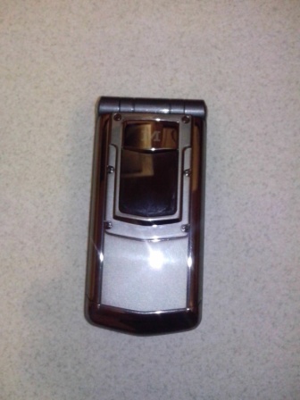 Стильный металлический телефон M-horse v668 на 2 Sim
